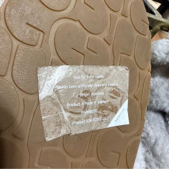 Women’s Scuffita Ugg Slippers size 9 - Picture 7 of 8